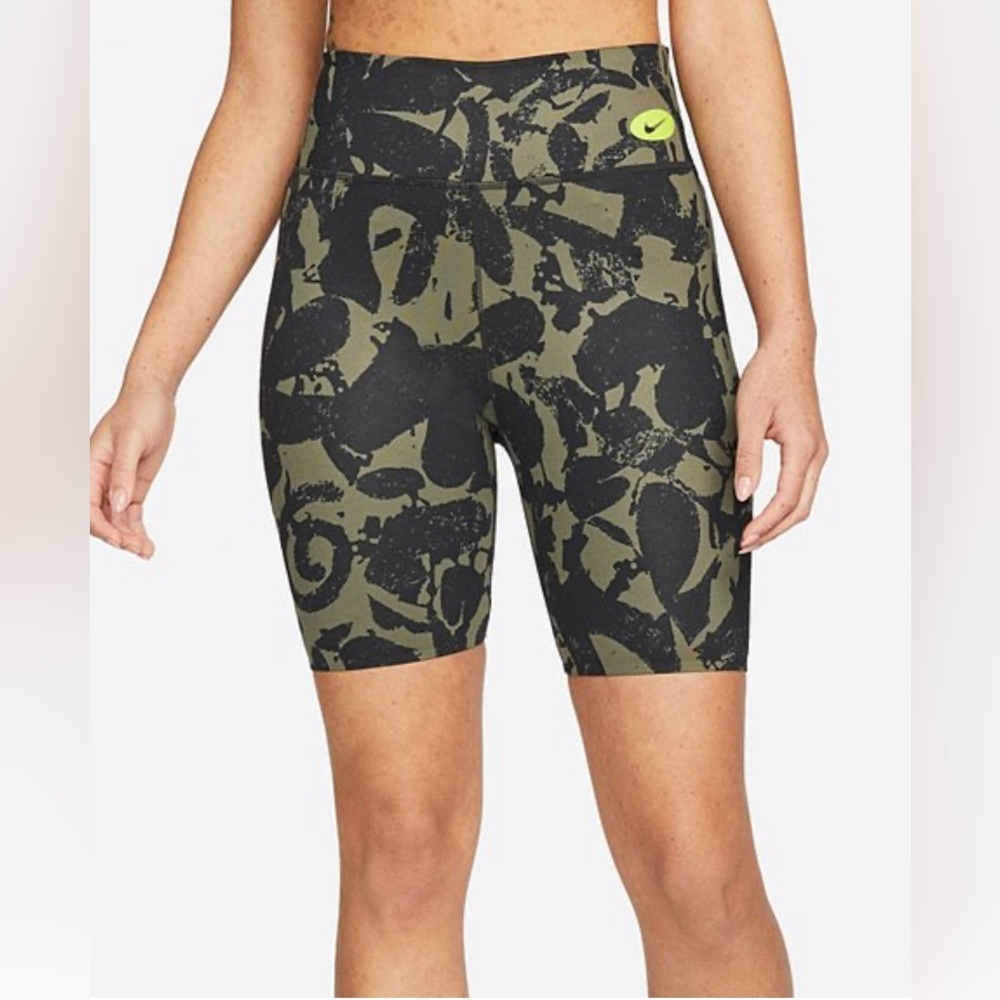 Nike | Black Abstract One Luxe Mid-Rise Training Bike Shorts